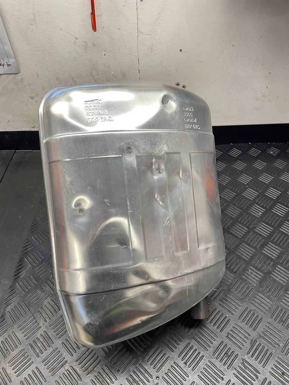 Ski-doo Lynx expansion chamber